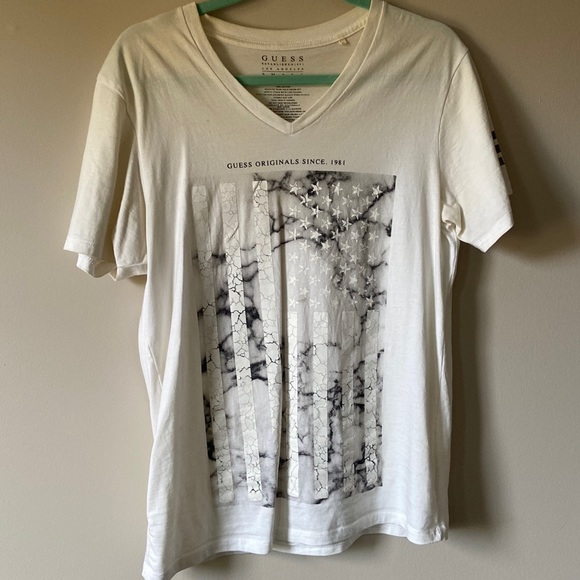 GUESS tee-shirt with American flag - Picture 1 of 3